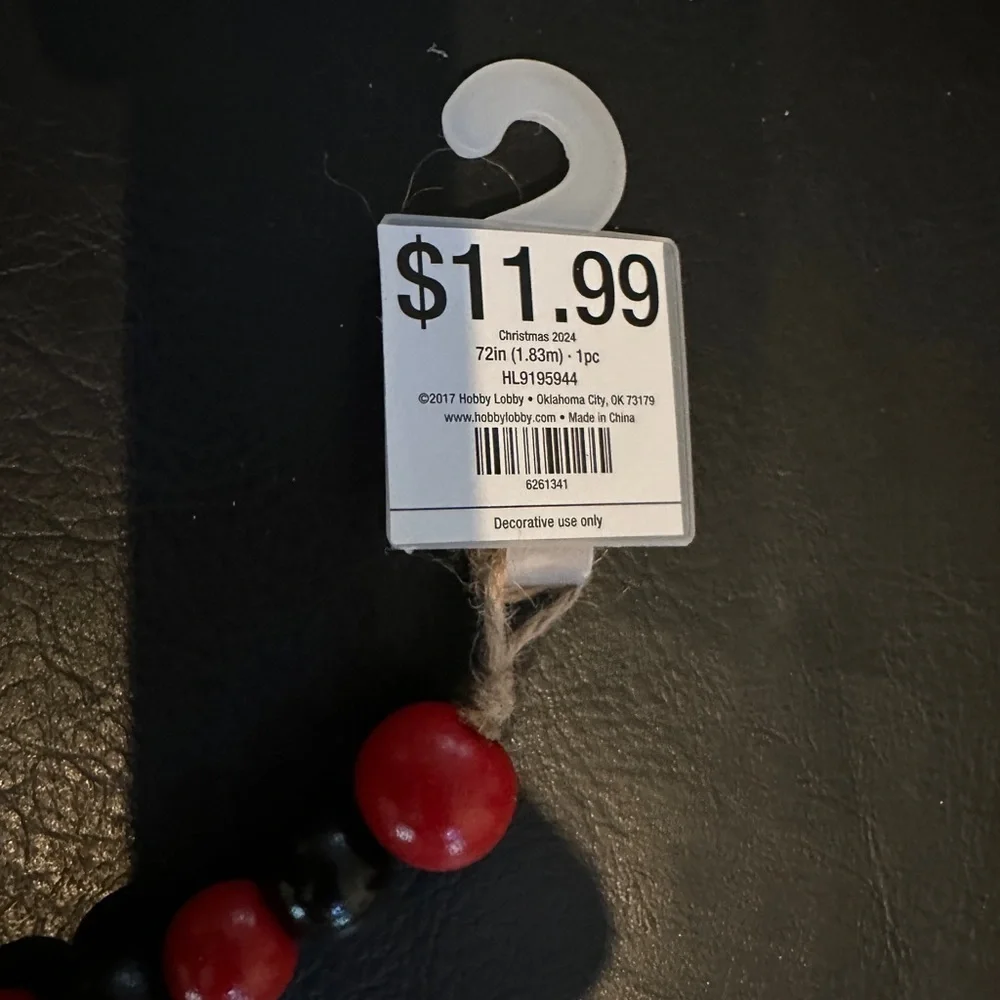 Charming 72-Inch Red & Black Wooden Bead Garland with BurlapTwine Tassels $8.00